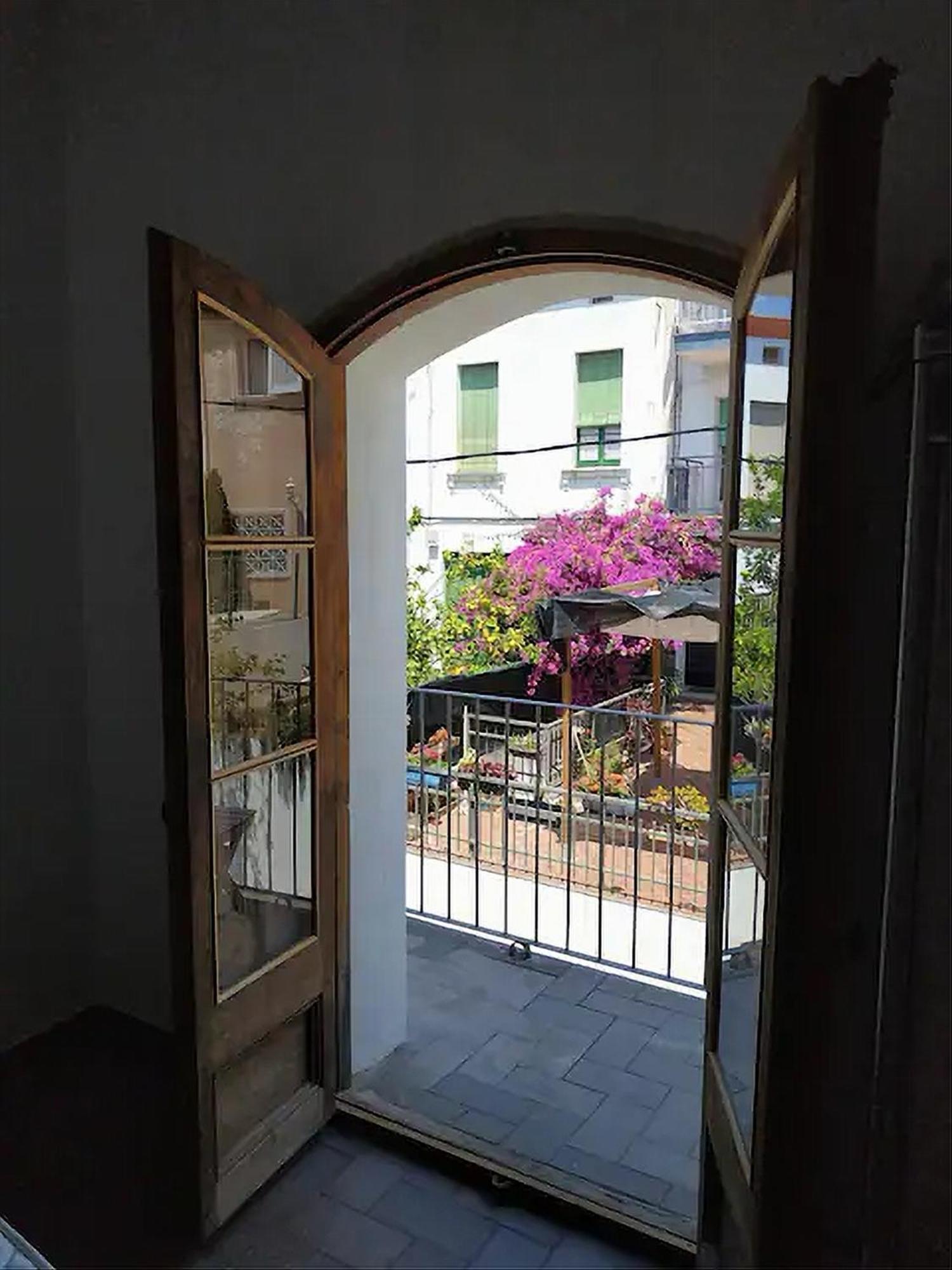 Apartamento De Diseno Cerca De Tren, Playa Y Bcn El El Masnou Esterno foto